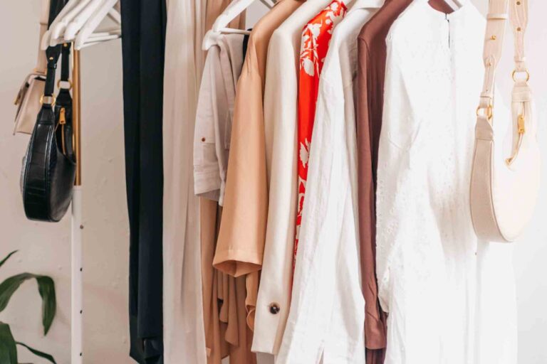 How to Craft a Sustainable Wardrobe: A 6-Step Guide to Eco-Conscious Fashion